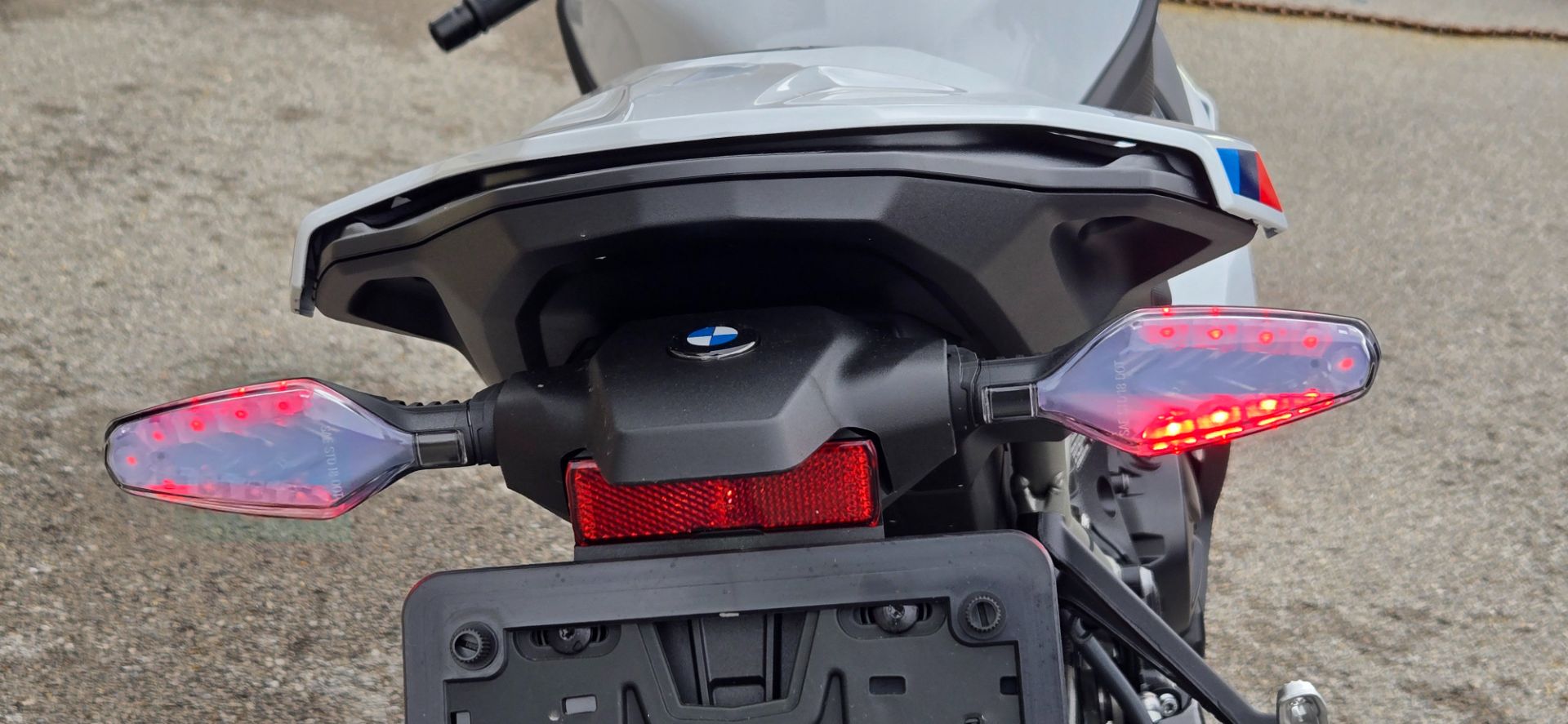 2025 BMW S 1000 RR in Lexington, Kentucky - Photo 15