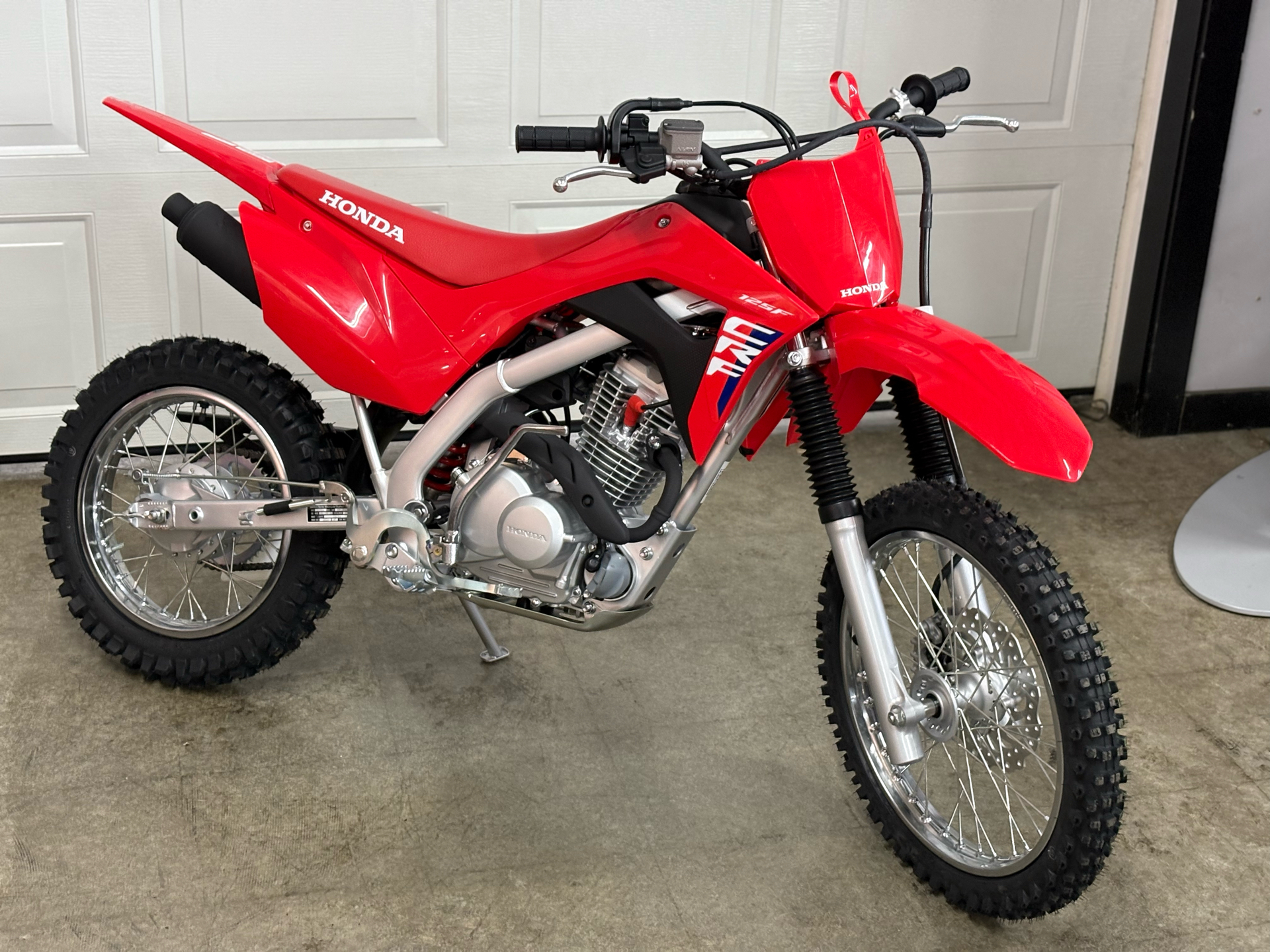 2025 Honda CRF125F in Whiteland, Indiana - Photo 2
