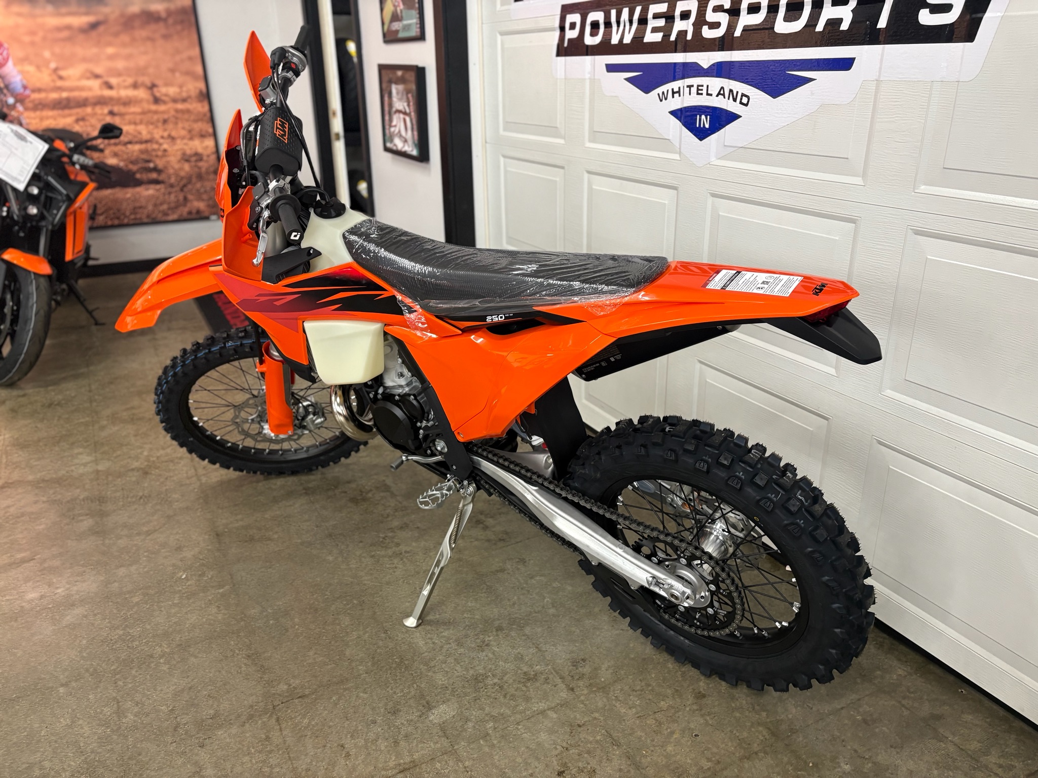 2027 KTM 250 XC-W 3