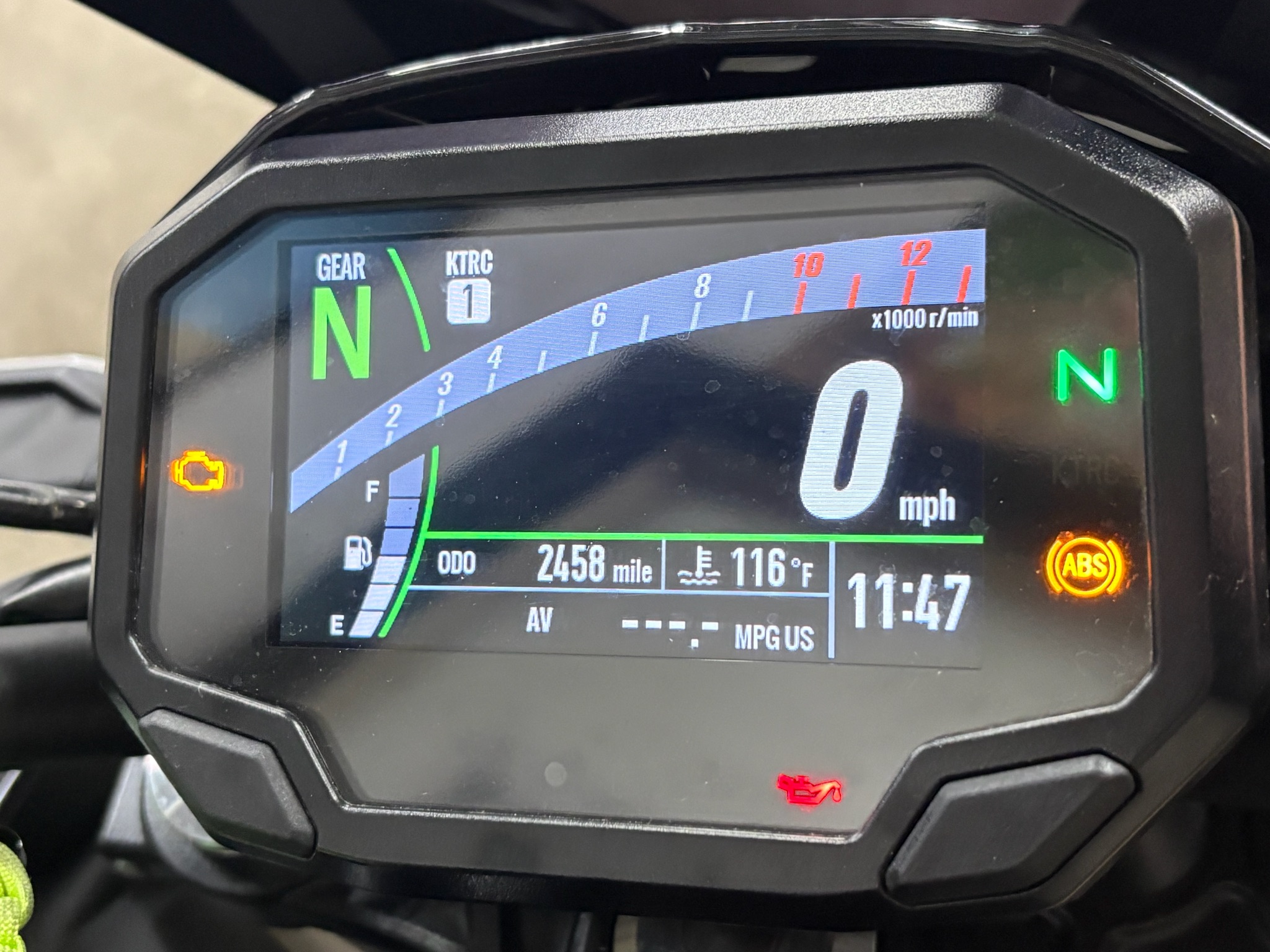 2025 Kawasaki Z650 ABS 6