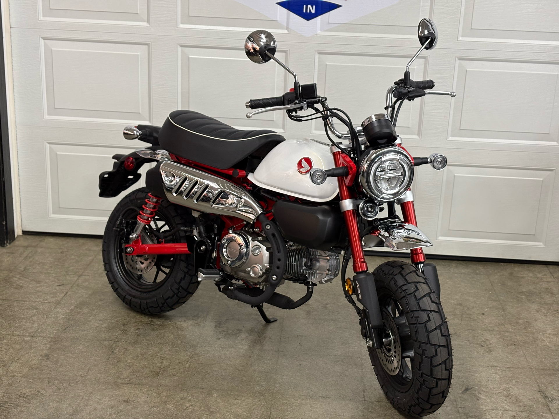 2025 Honda Monkey ABS in Whiteland, Indiana - Photo 4
