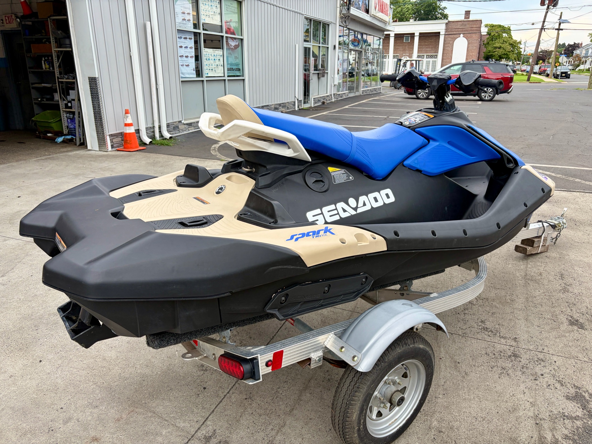 2025 Sea-Doo Spark Trixx for 3 + iBR and audio in option 3