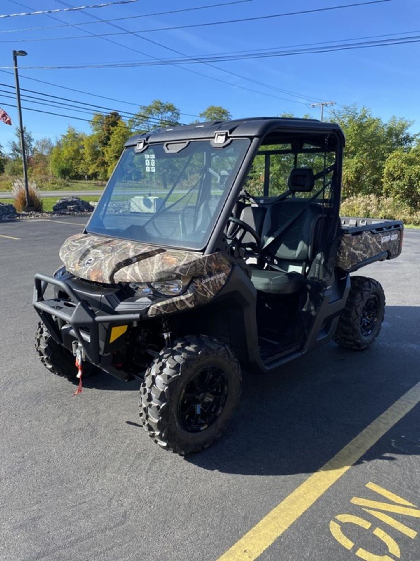 2026 Can-Am™ Defender XT HD9 4