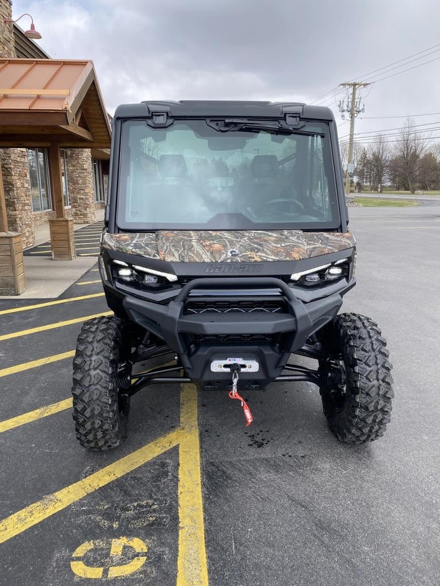 2026 Can-Am™ Defender Limited HD11 3