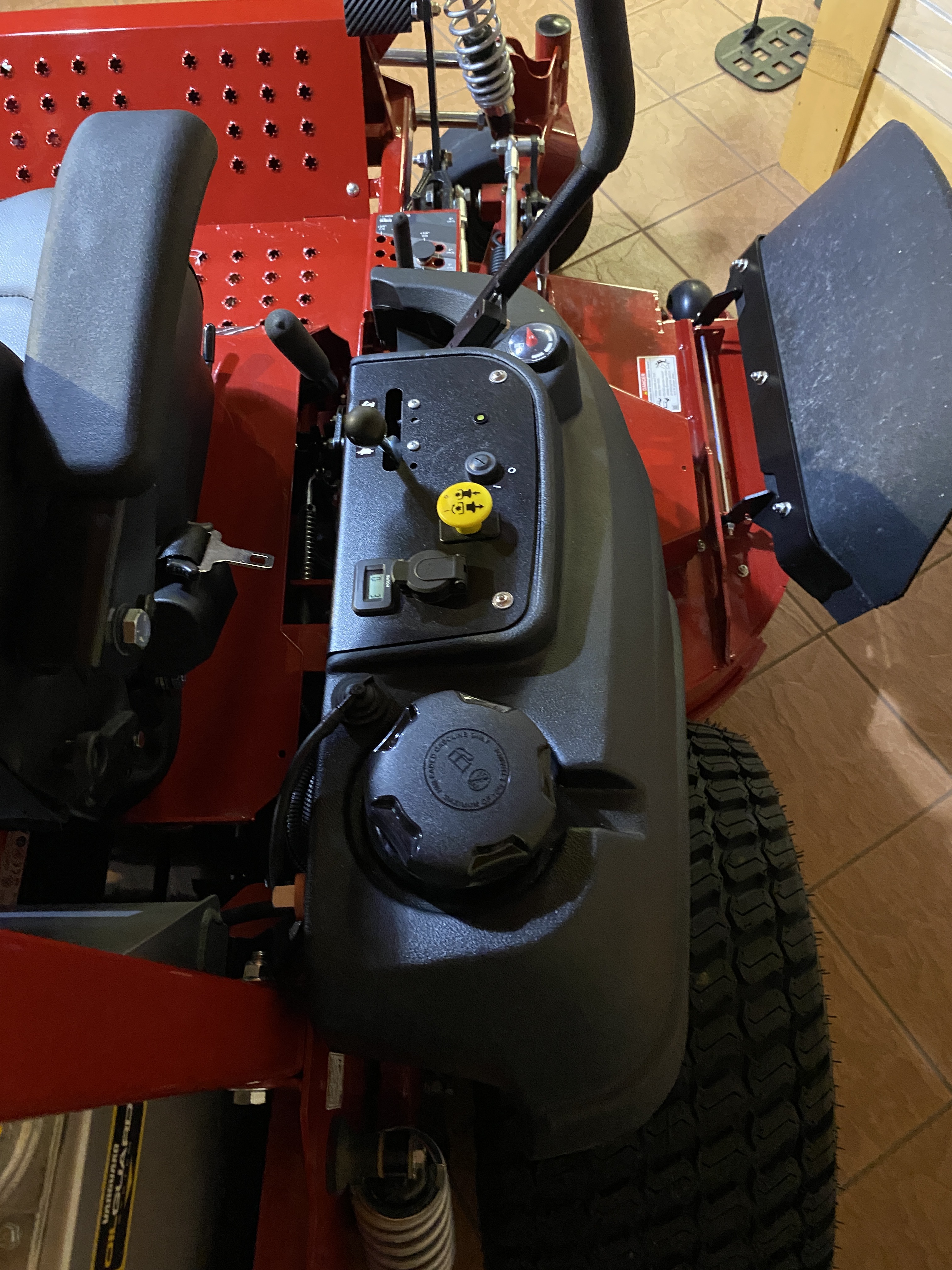 2000  ISX 3300 60 in. Vanguard BIG BLOCK EFI ETC with Oi 6