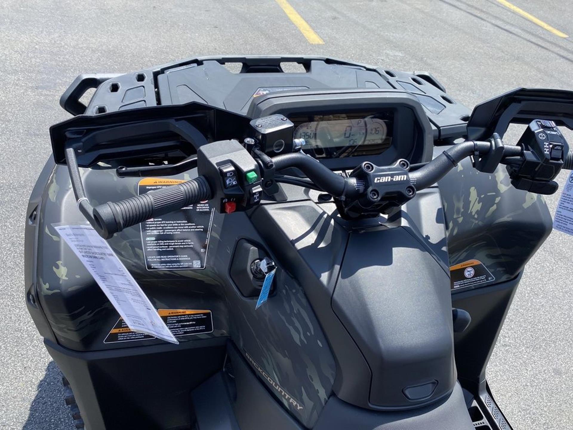 2026 Can-Am™ Outlander Backcountry 1000R 5