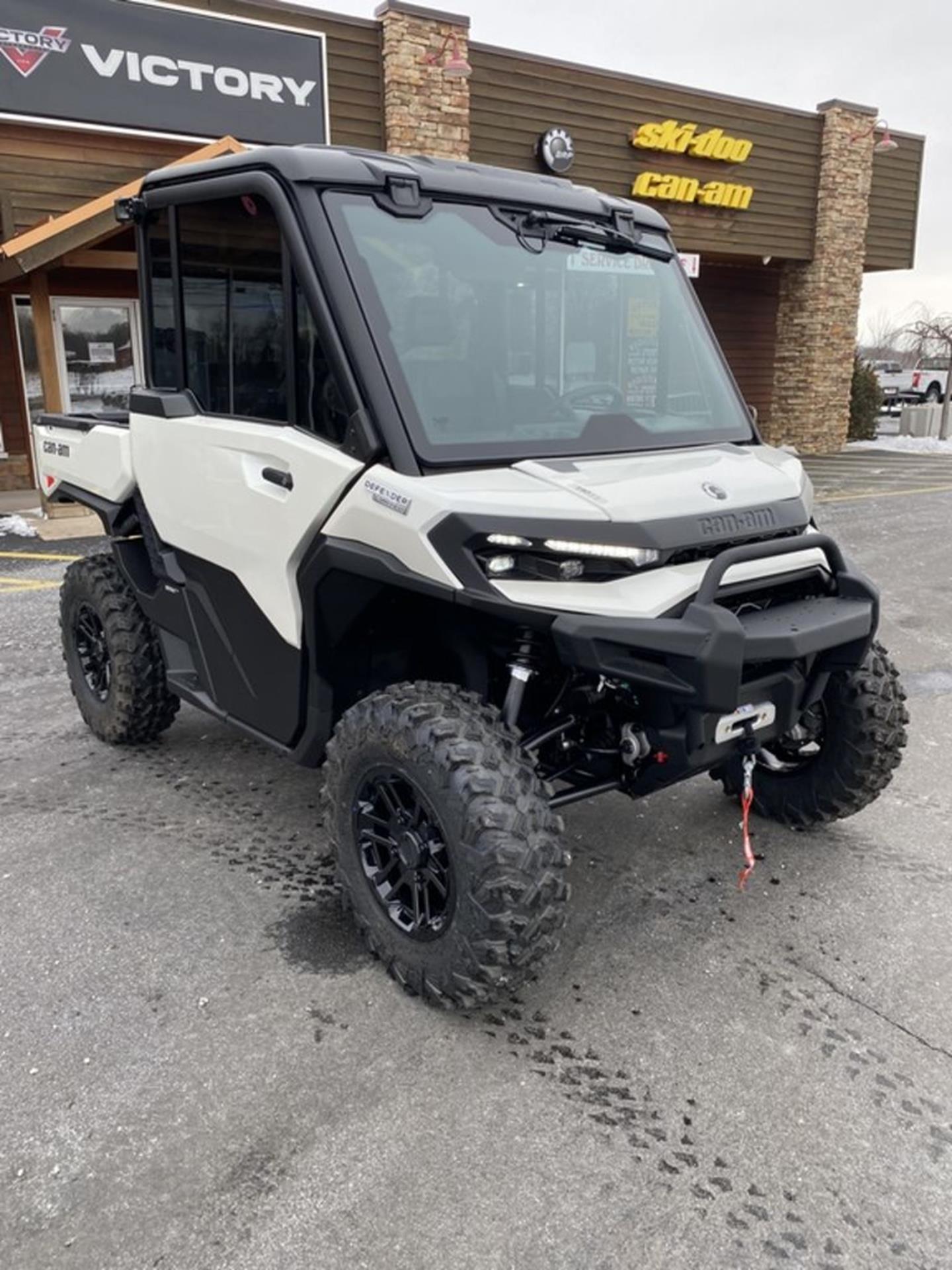 2026 Can-Am™ Defender Limited HD11 2