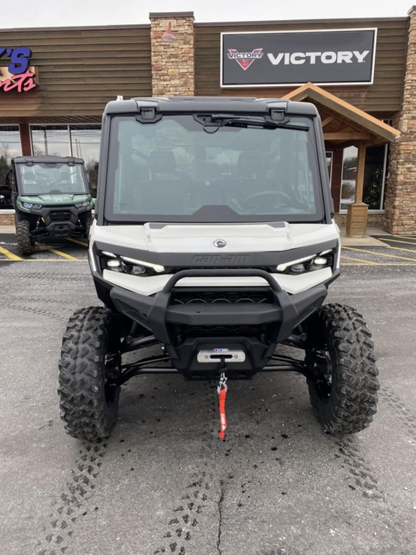 2026 Can-Am™ Defender Limited HD11 3