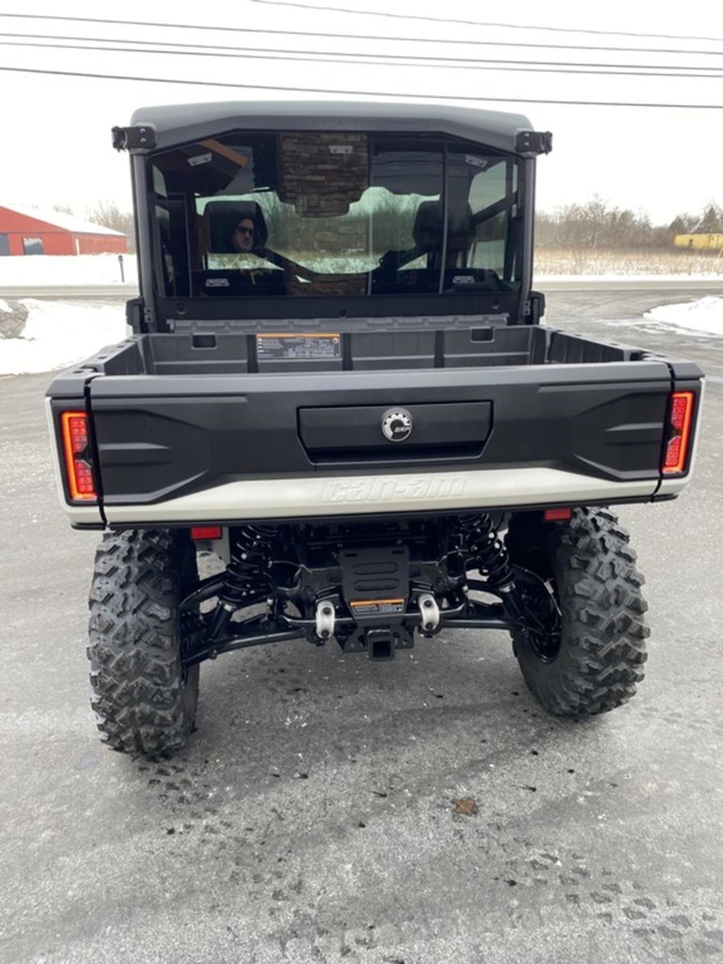2026 Can-Am™ Defender Limited HD11 6
