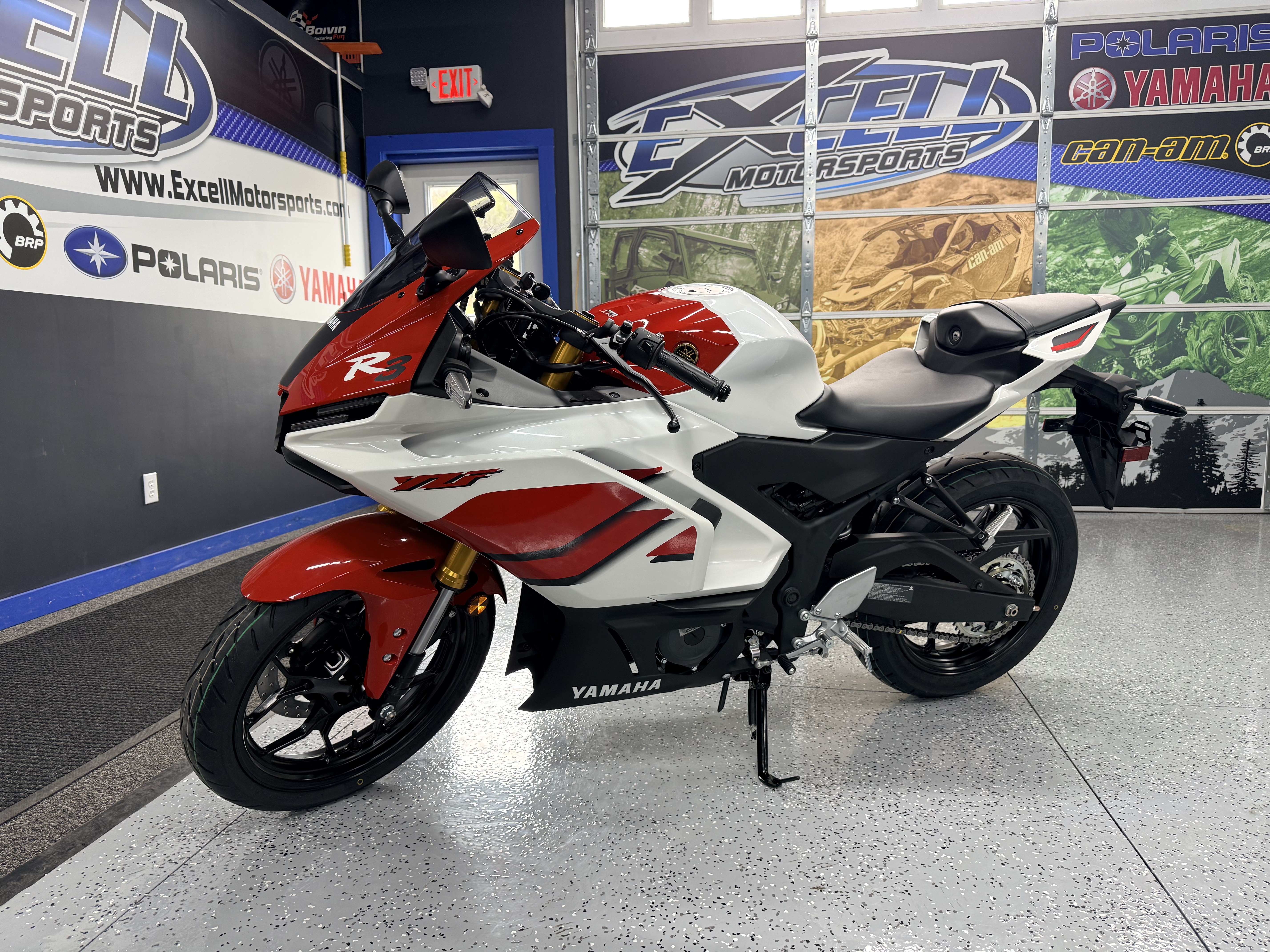2026 Yamaha YZF-R3 1