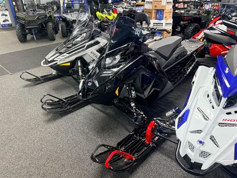 2027 Polaris ProStar S4 INDY XC 137 Gloss Black 7S ES