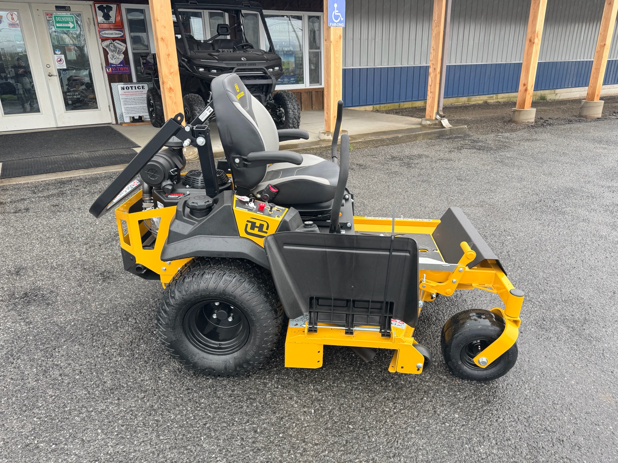 New 2025 Hustler Turf Equipment FasTrak SDX 54 in. Kawasaki FX691