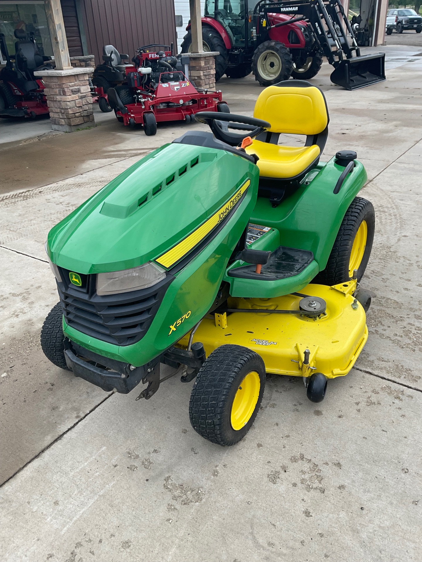2021 John Deere X570 Select Series 54 in. Deck in Independence, Iowa - Photo 3