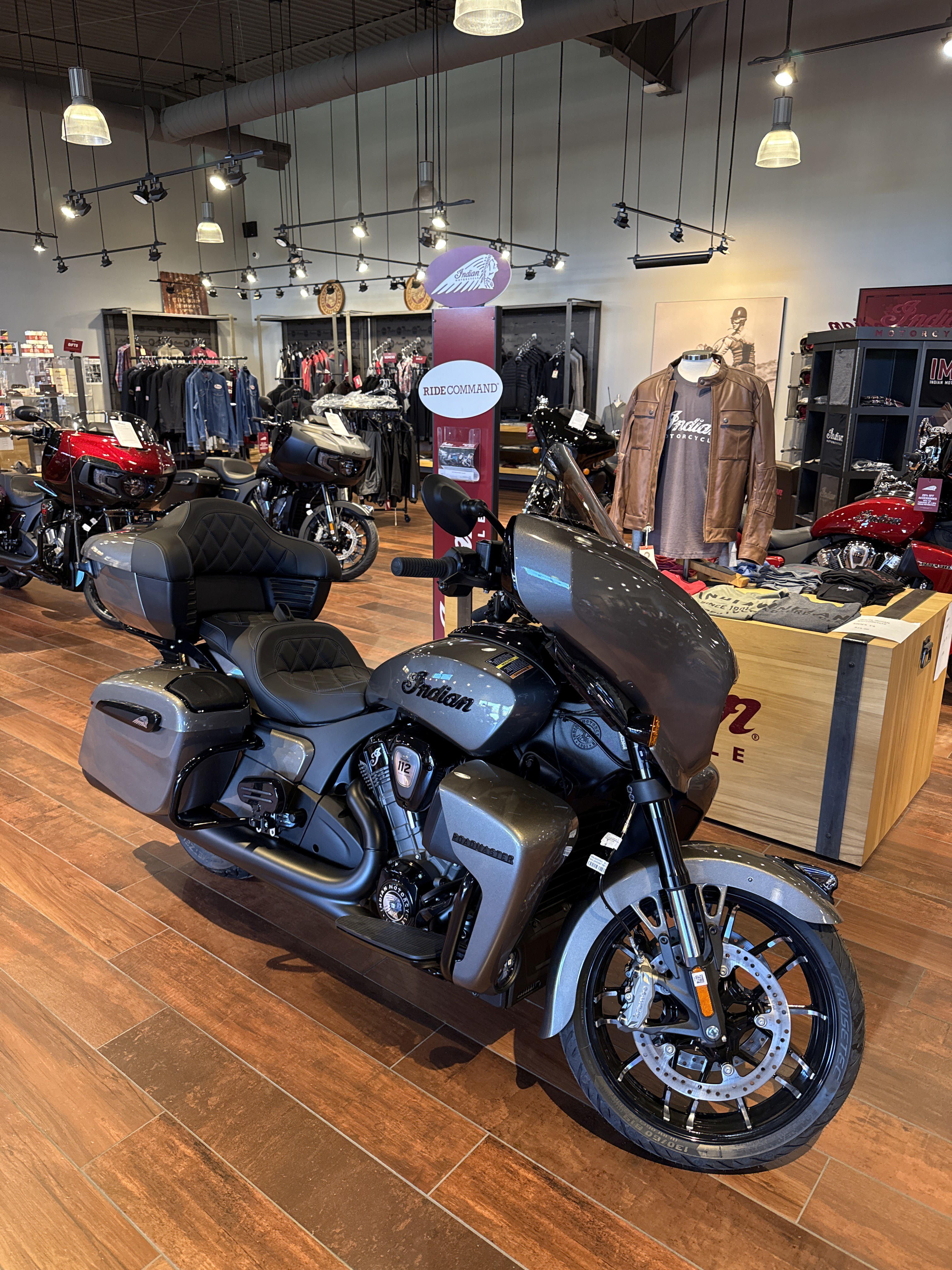 2026  Roadmaster® PowerPlus Dark Horse® with 112 and Pow 1