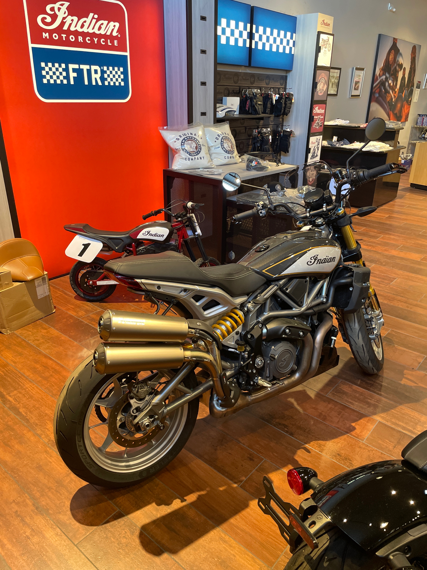バイク FTR 2008 Honda FTR Deluxe (FTR223) (for Japan ) specs review