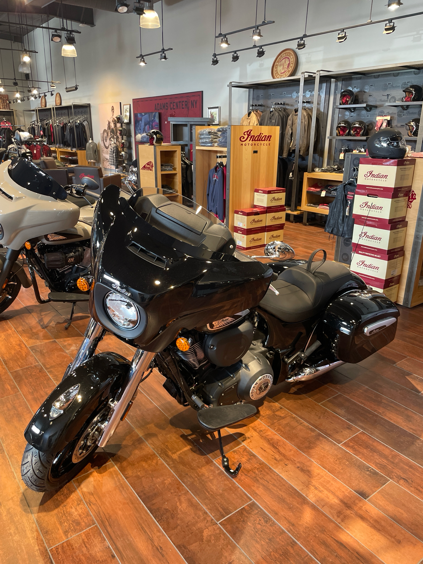 Tradition and Modernization in〜 New 2025 Indian Motorcycle Chieftain® | Motorcycles in Adams