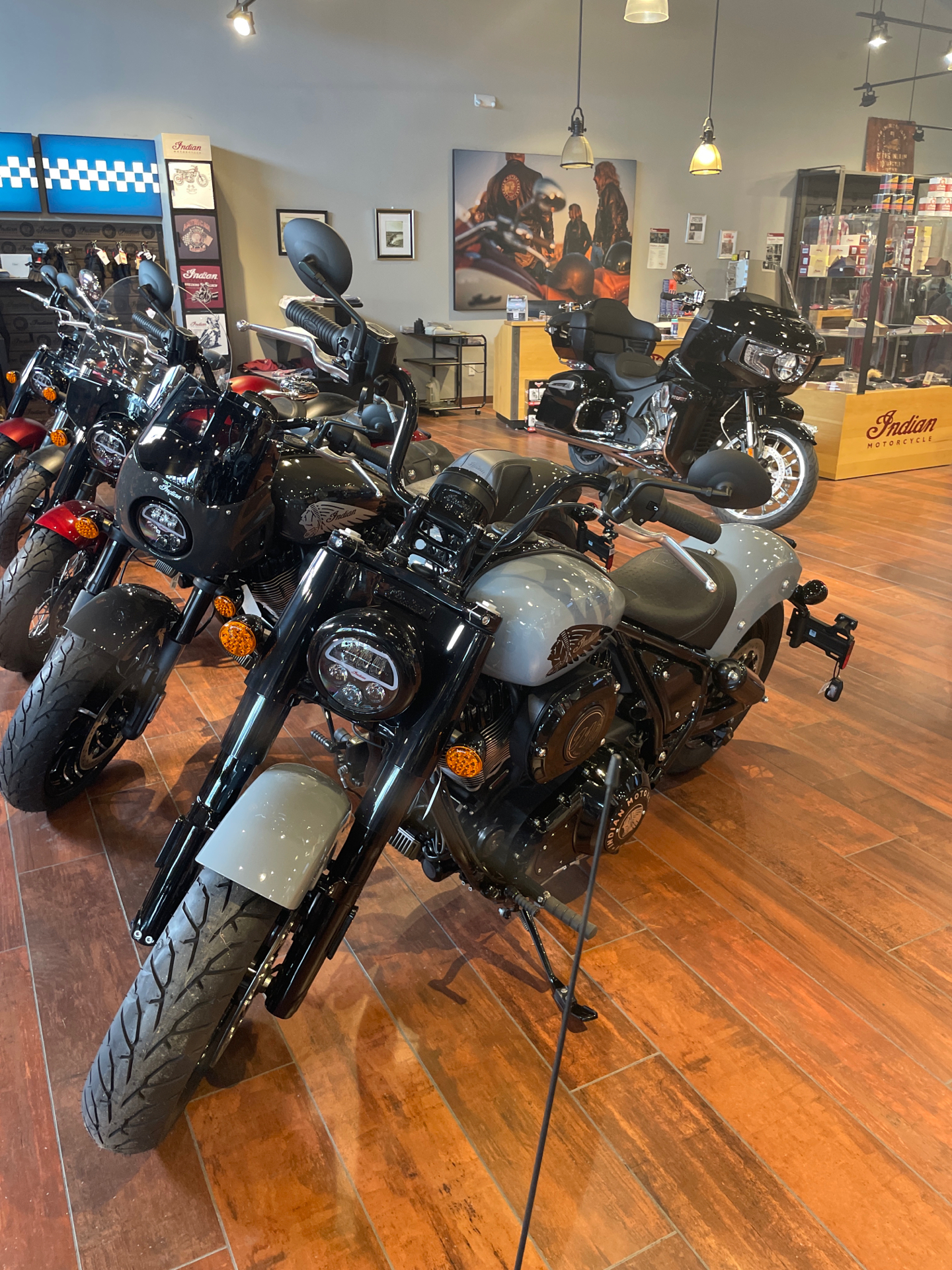 2024  Chief Bobber Dark Horse® 2