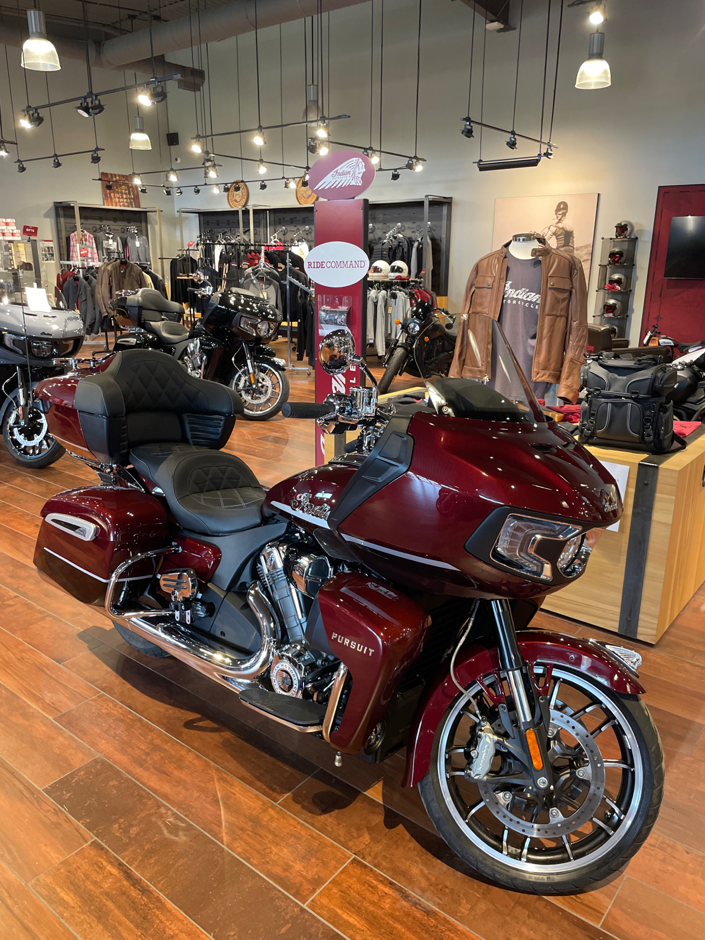 Used 2022 Indian Motorcycle Pursuit® Limited® with Premium Package