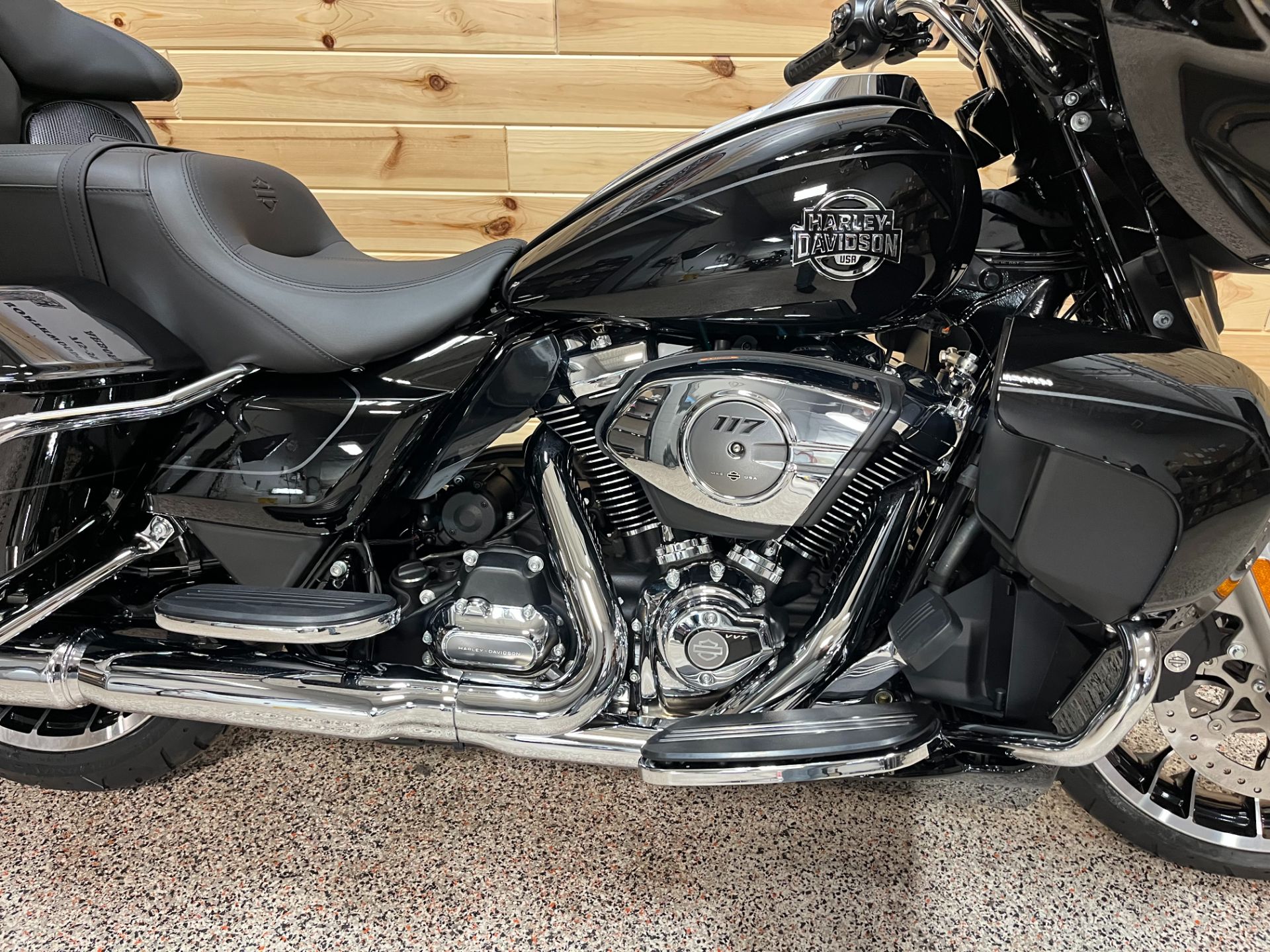 2026 Harley-Davidson Street Glide® Limited 3