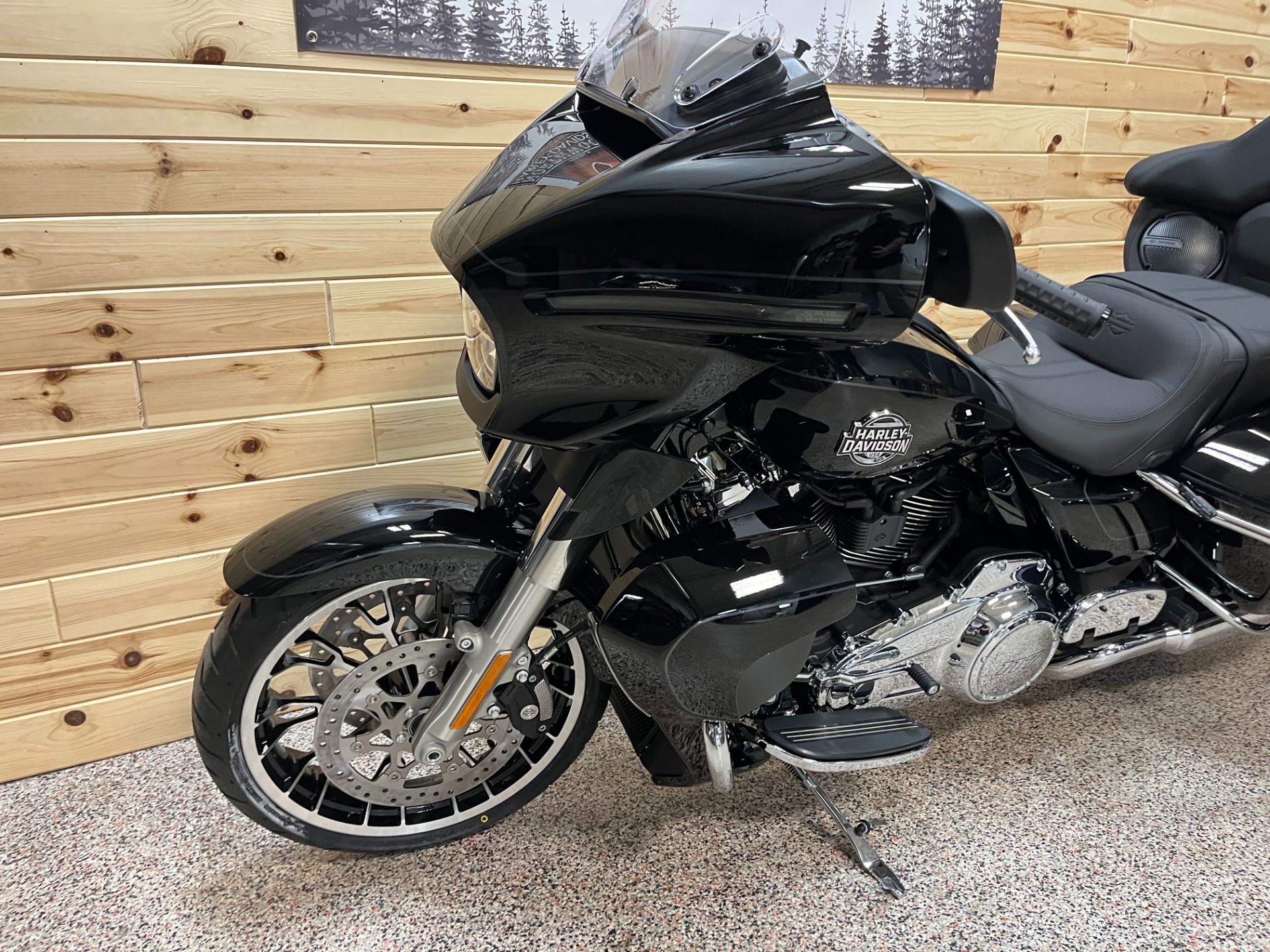 2026 Harley-Davidson Street Glide® Limited 6