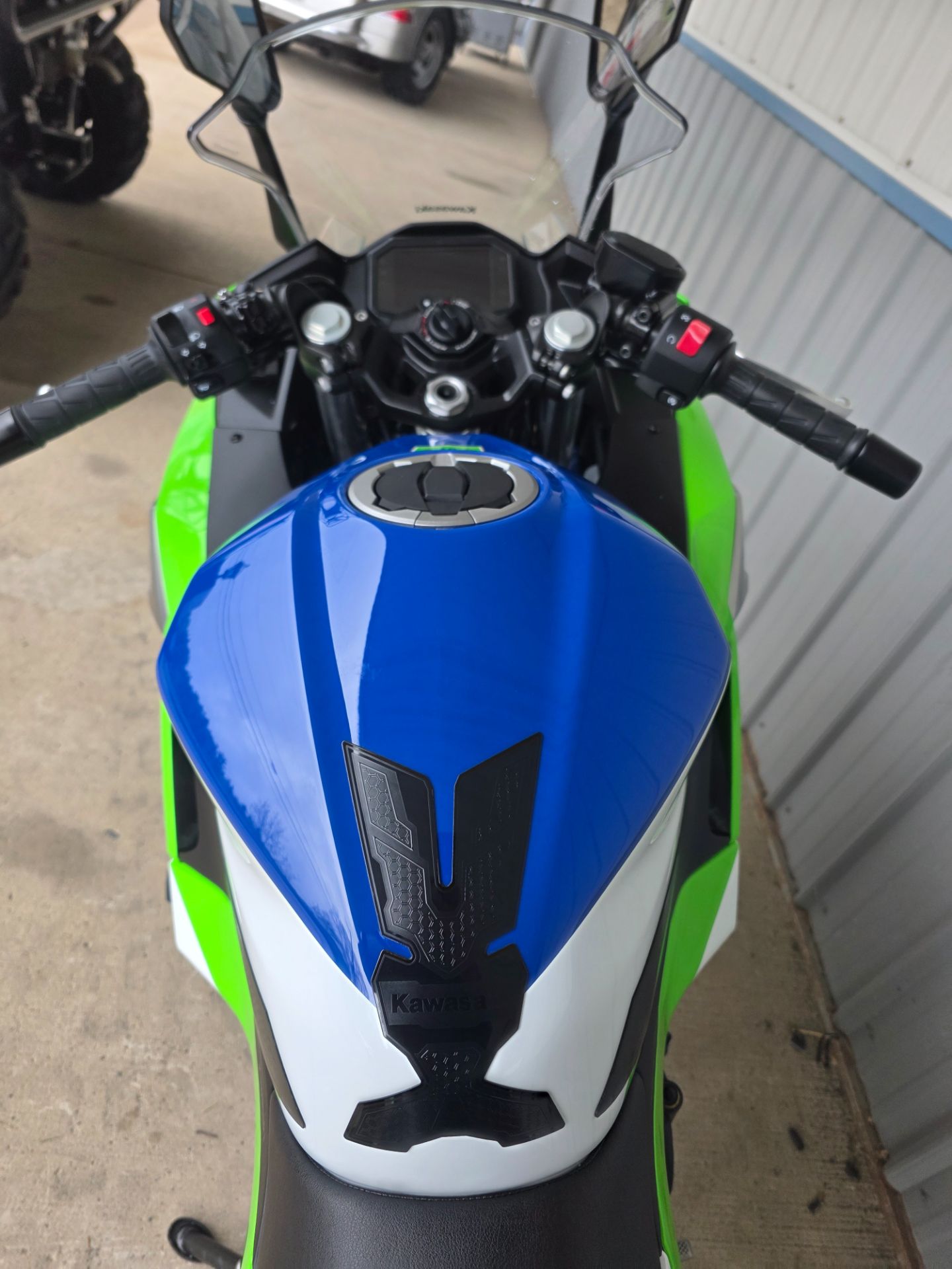 Paramano Moto Per Kawasaki Z500 Ninja500 2024-2025 - Protezione Leve Freno/Frizione, Alluminio CNC - Accessorio Manubrio