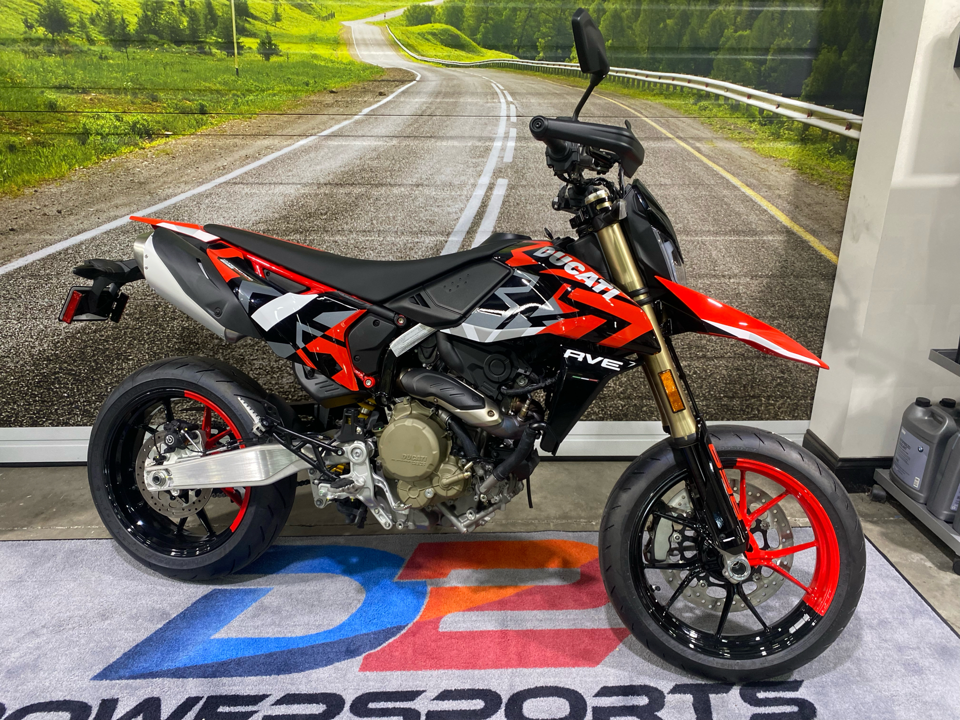 2025 Ducati Hypermotard 698 Mono RVE Motorcycles Greer South