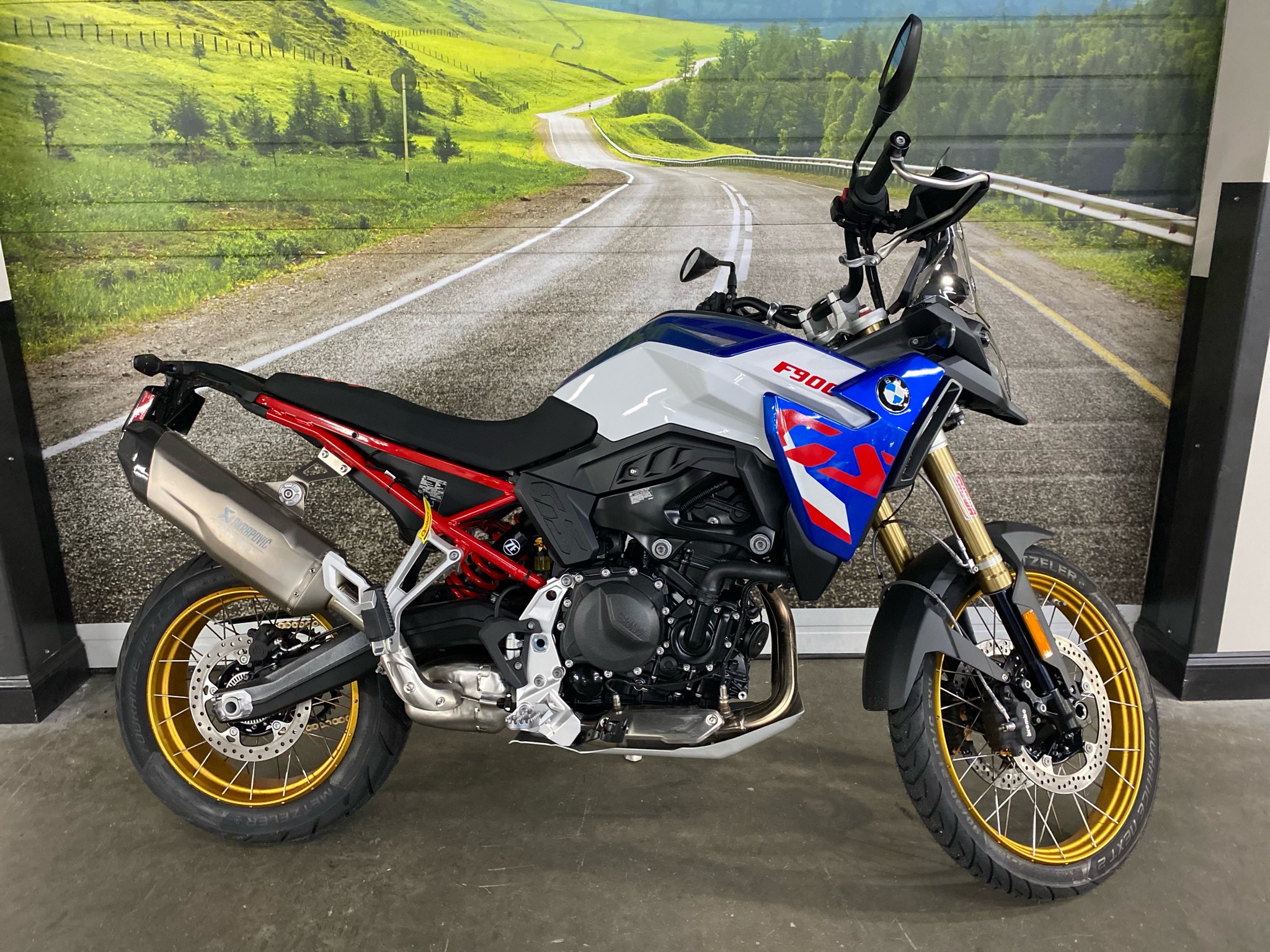 2026 BMW F 900 GS