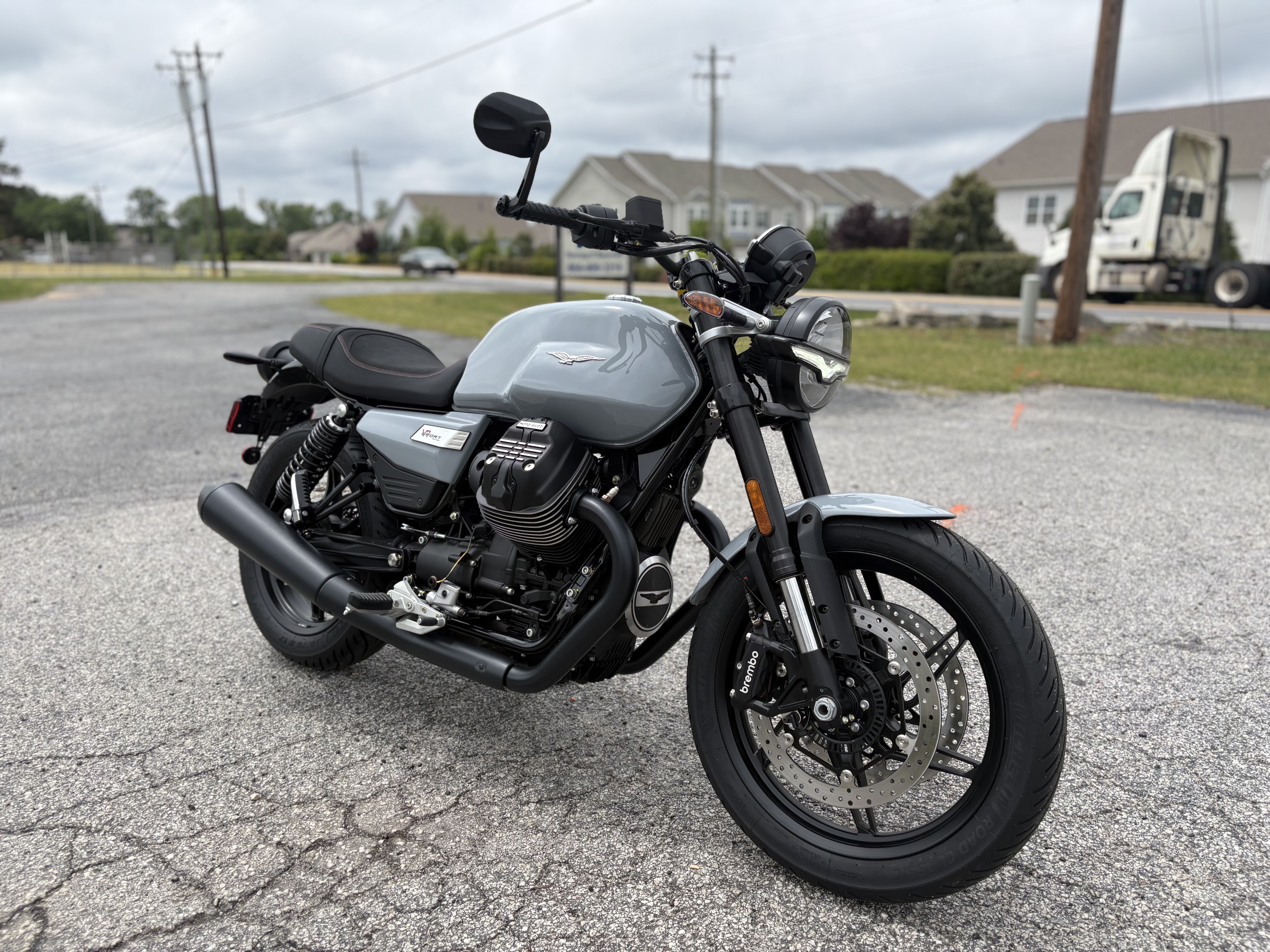 2026 Moto Guzzi V7 Sport