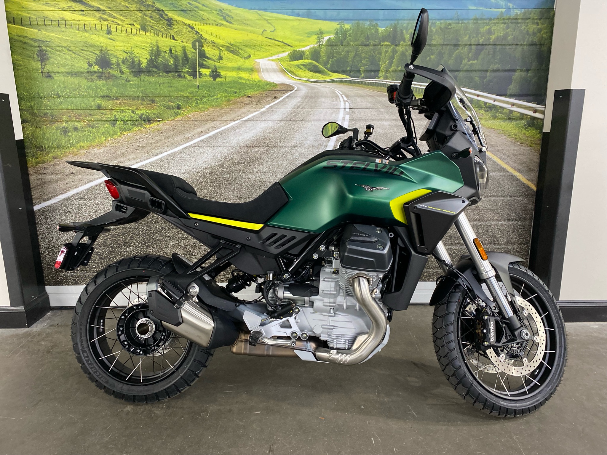2027 Moto Guzzi Stelvio PFF Rider Assistance Solution