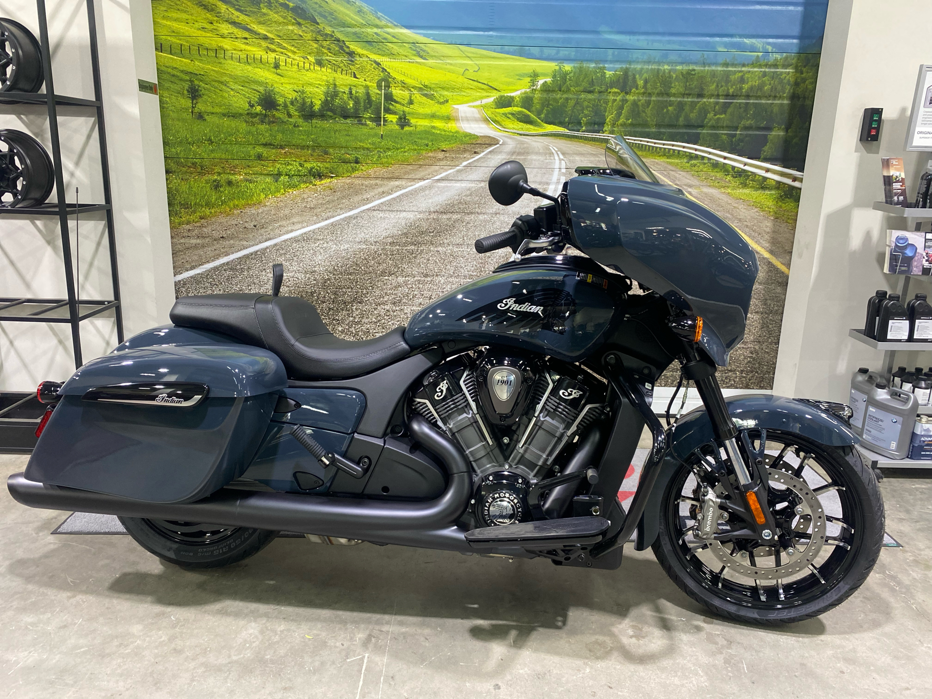 2025 Indian Motorcycle Chieftain® PowerPlus Dark Horse Motorcycles
