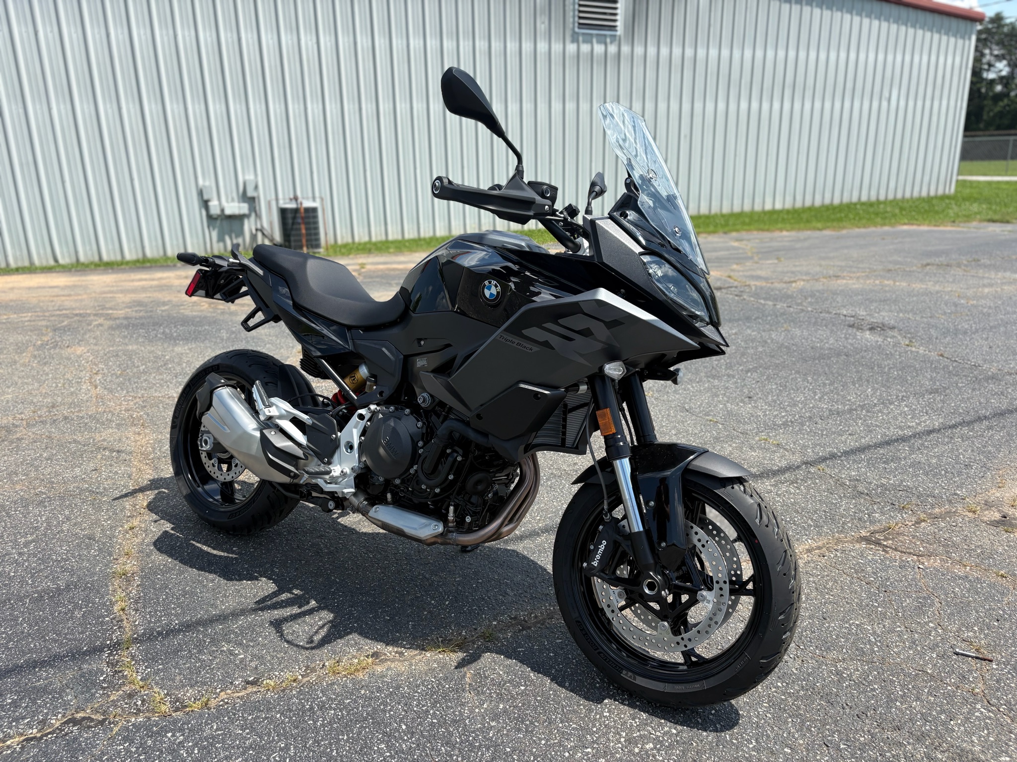 2026 BMW F 900 XR