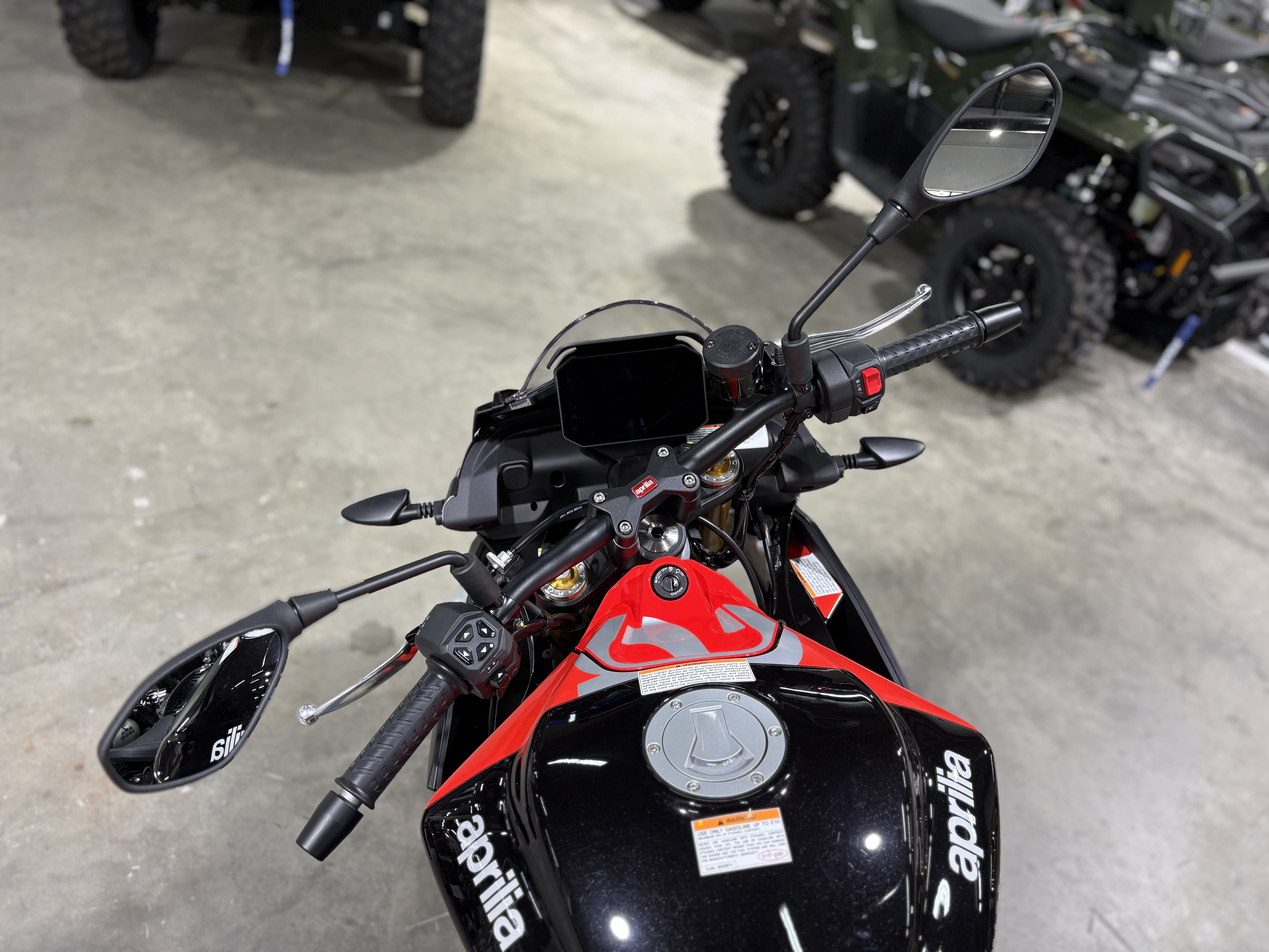 2026 Aprilia Tuono 660 Factory 9