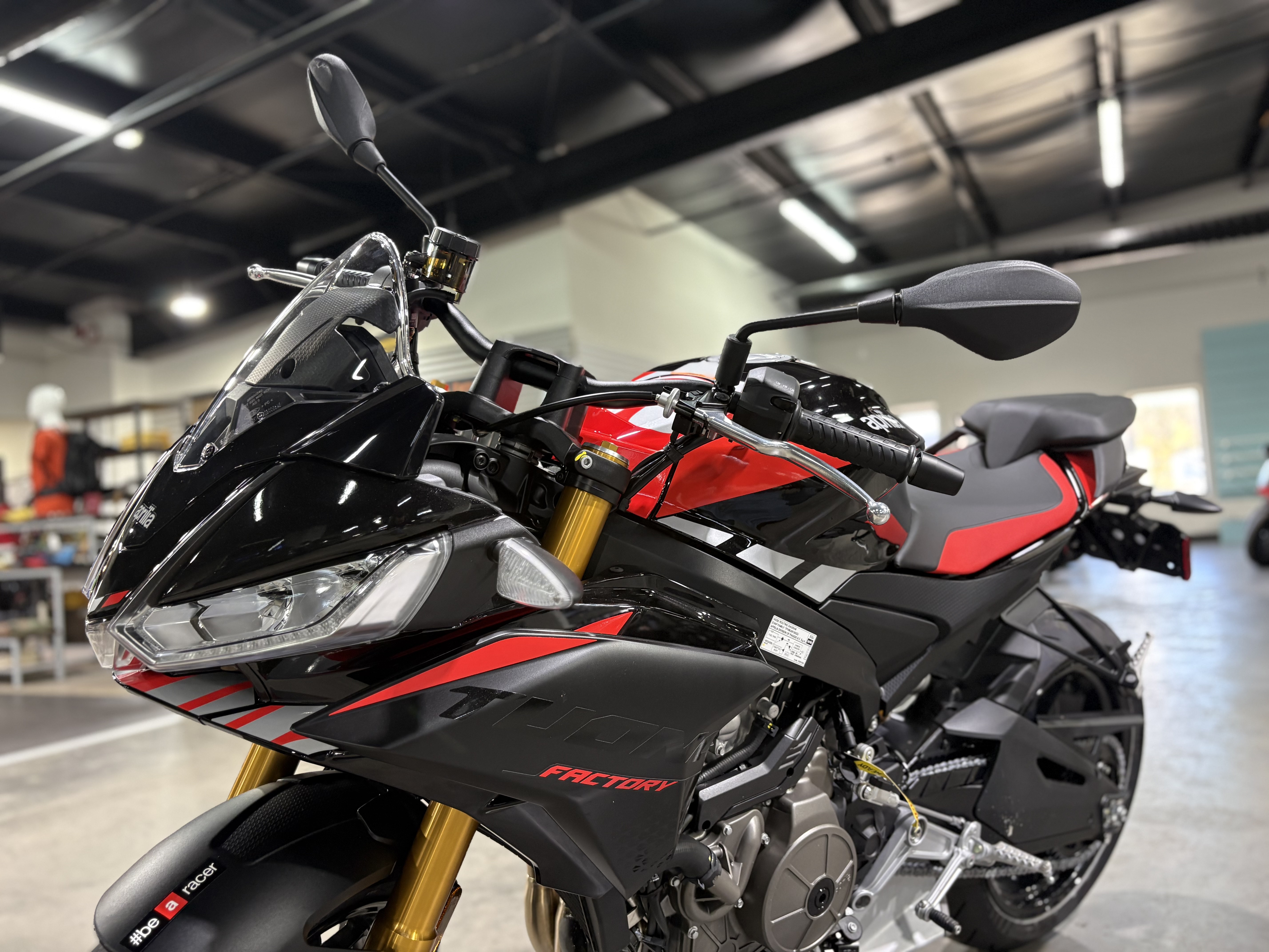 2026 Aprilia Tuono 660 Factory 10
