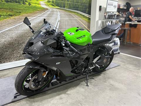 尾崎 OZ Motorbike Piega Forged Aluminum Front Wheel: Kawasaki ZX12R