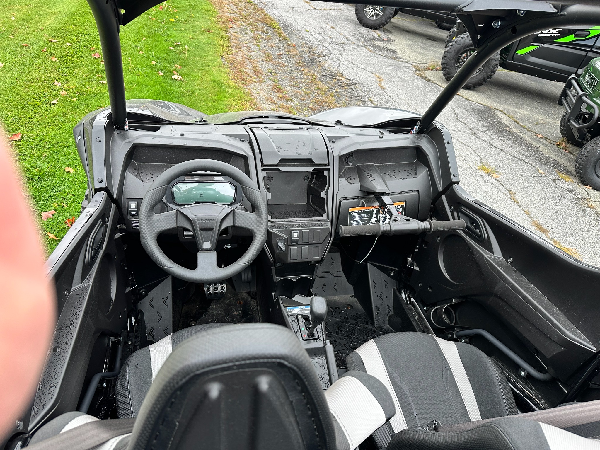 2027 Kawasaki TERYX KRX® 1000 TR 4