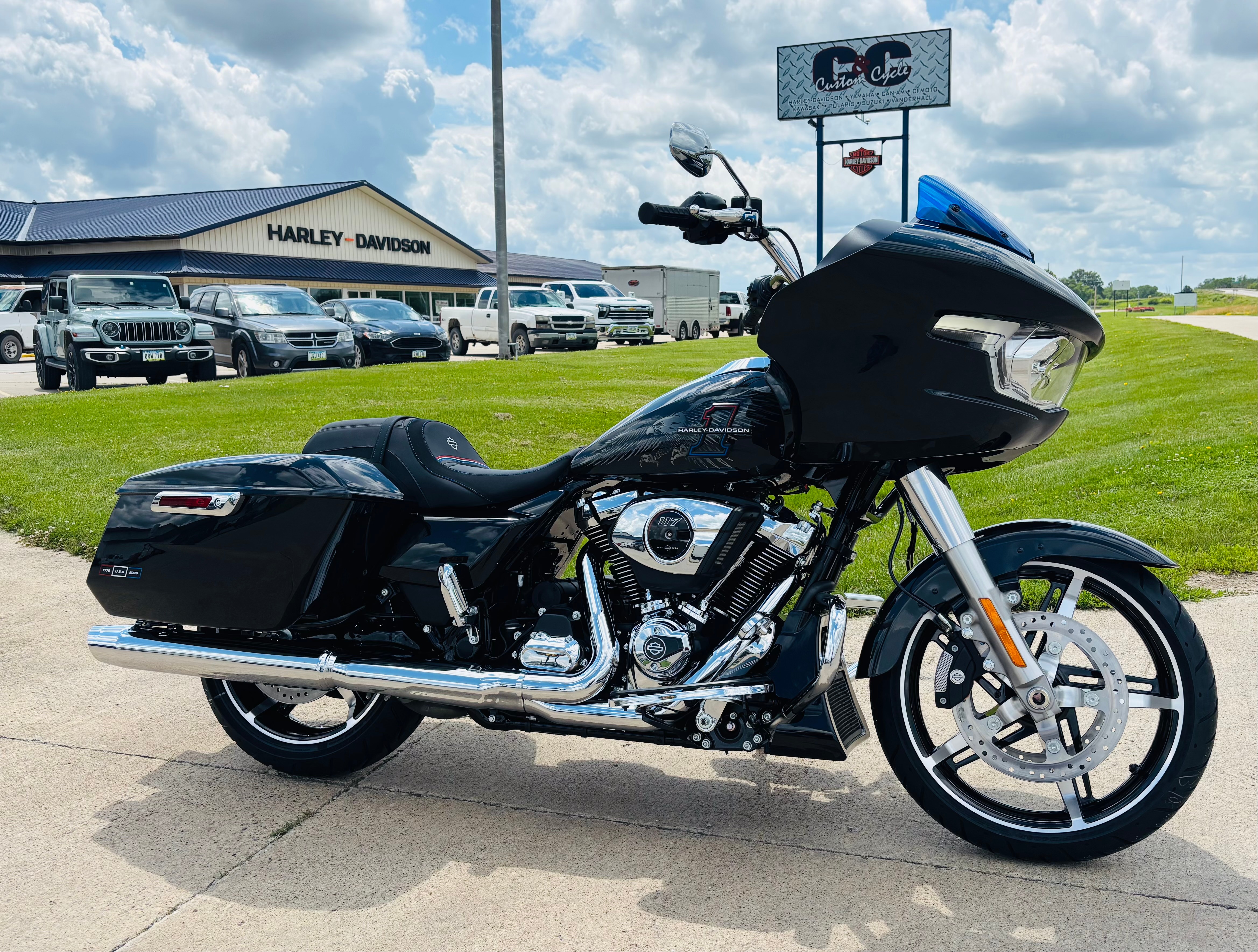 2026 Harley-Davidson Road Glide® 1