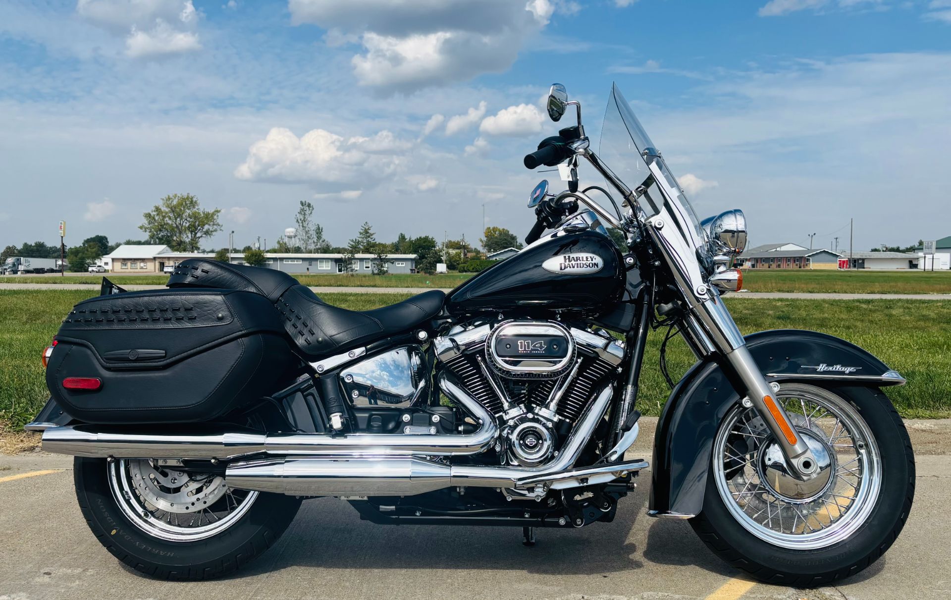 New 2024 Harley-Davidson Heritage Classic 114 Vivid Black (Chrome