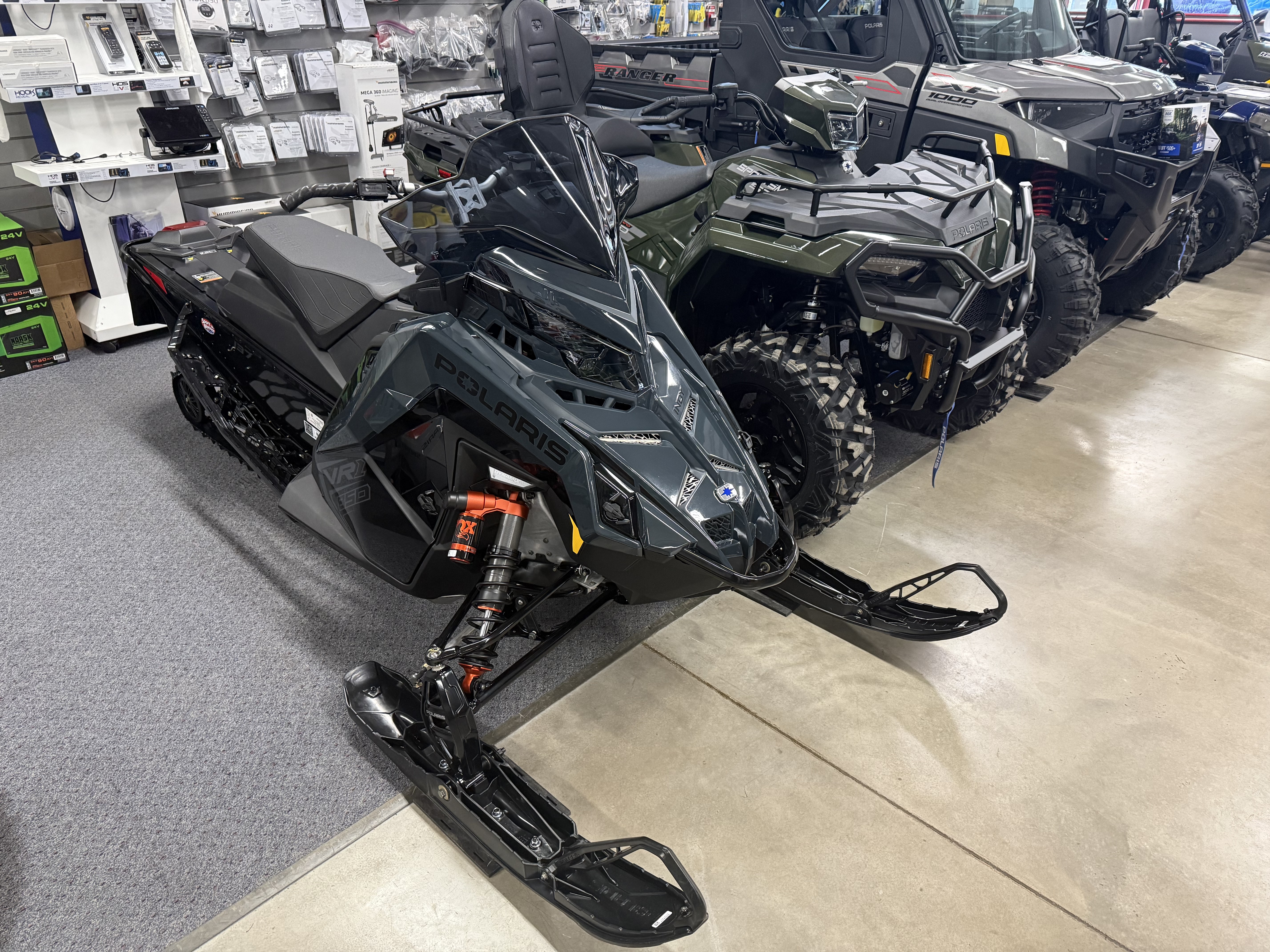 New 2026 Polaris 850 INDY VR1 137 Dynamix SC ES Snowmobiles in Appleton ...