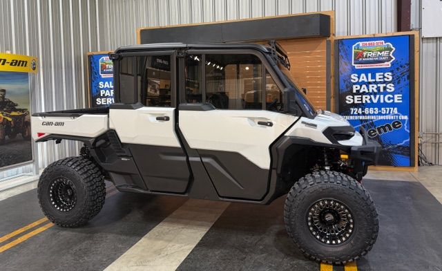 2026 Can-Am™ Defender MAX Limited HD11 7