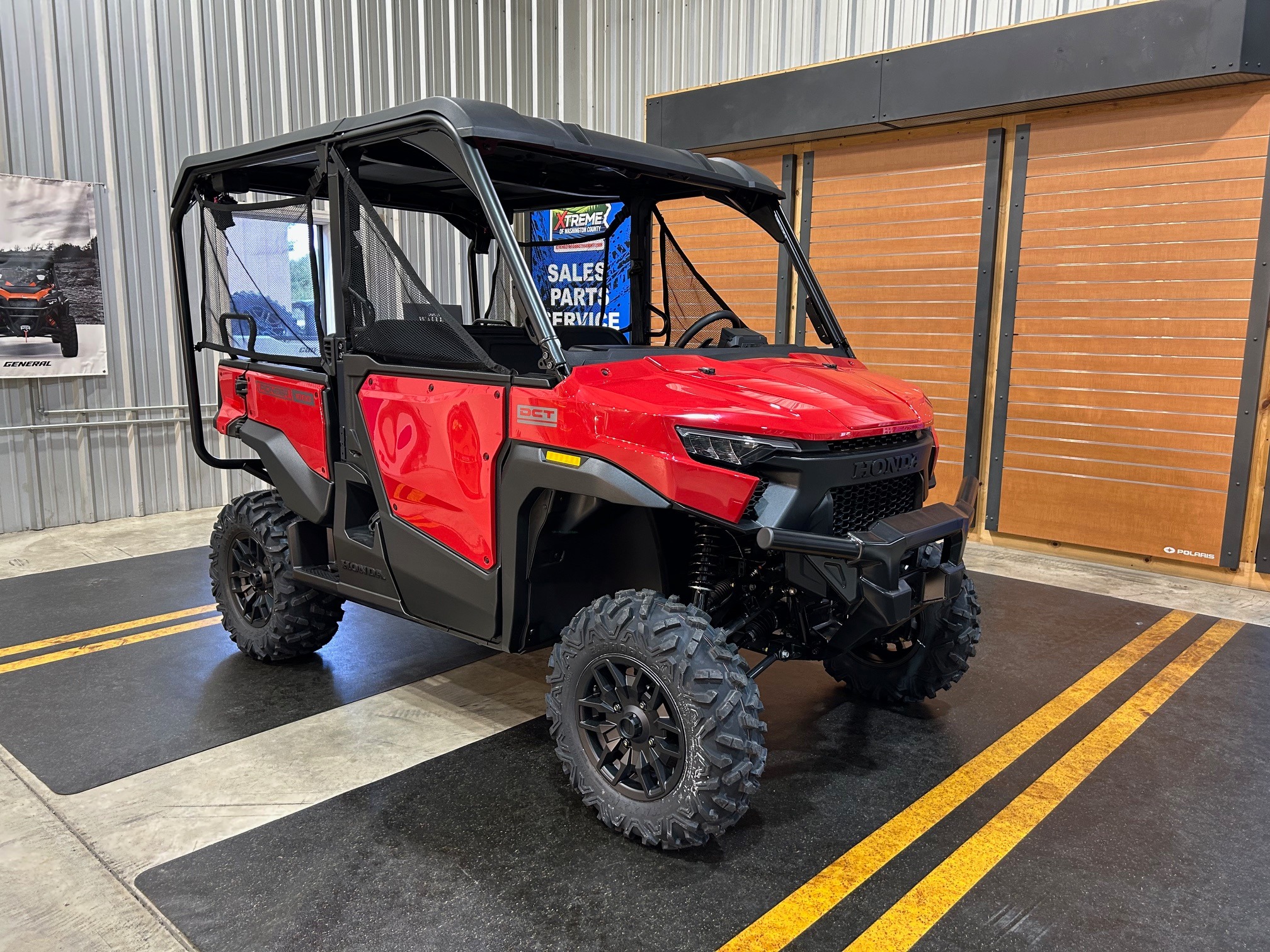 2026 Honda Pioneer 1000-5 Deluxe 7