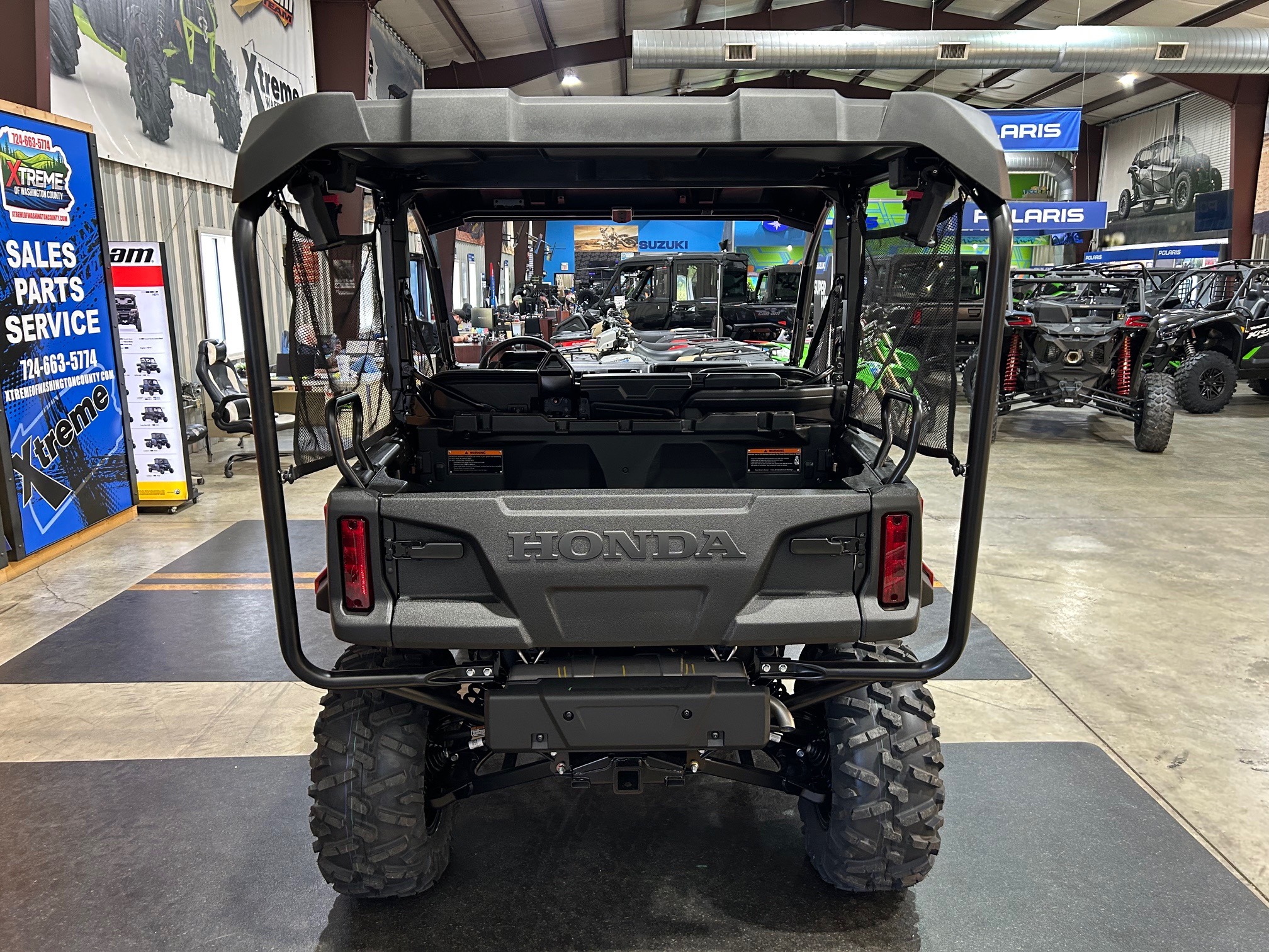 2026 Honda Pioneer 1000-5 Deluxe 8