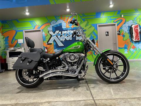HARLEY DAVIDSON　バットウイング？　ヤッコカウル　ヘリテイジ puig_batwing_sml_sport_clear.jpg