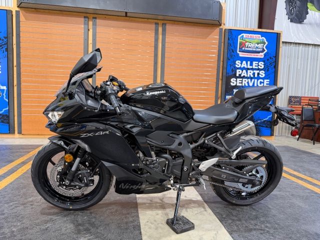 2026 Ninja® ZX-4R ABS
