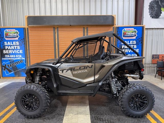 2026 Talon 1000R FOX Live Valve
