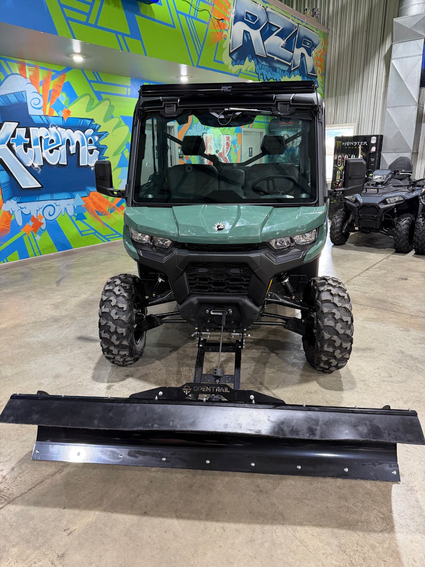 2026 Can-Am™ Defender DPS CAB 2