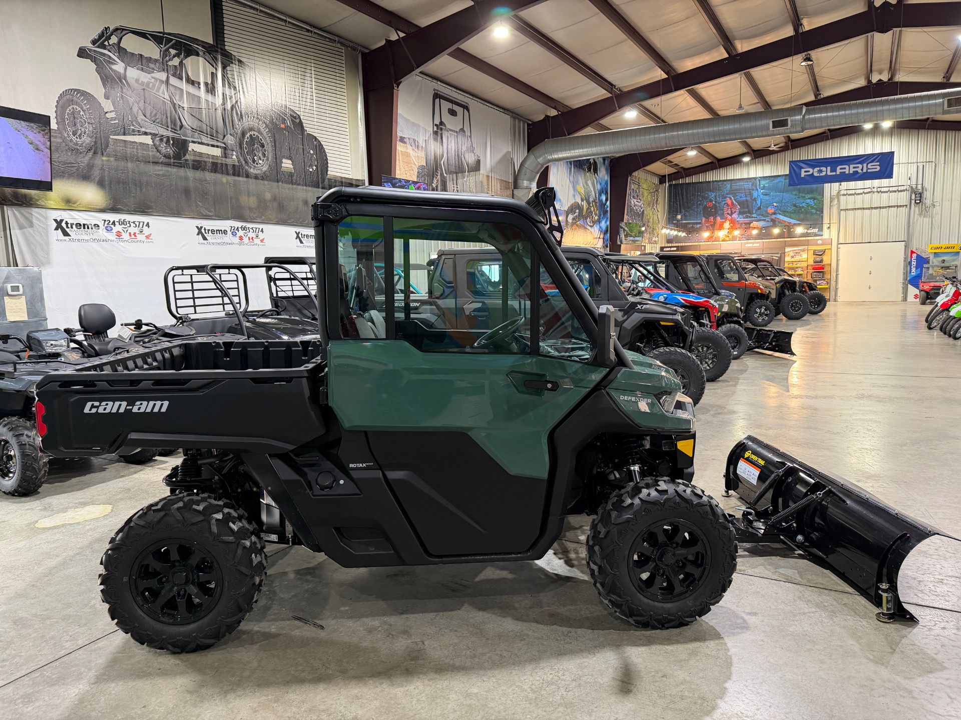 2026 Can-Am™ Defender DPS CAB 7