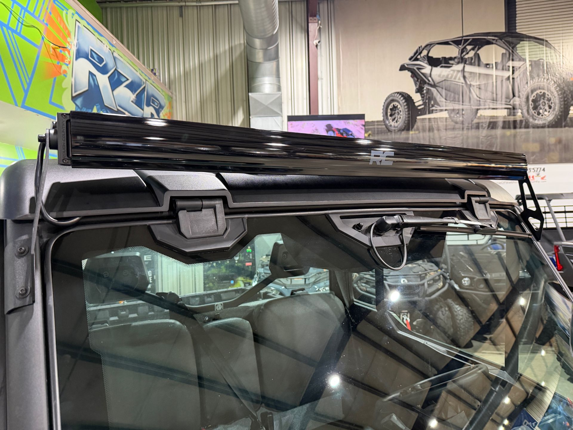 2026 Can-Am™ Defender DPS CAB 8