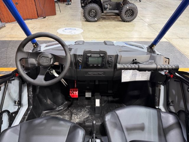 2026 Polaris RZR 200 EFI 6