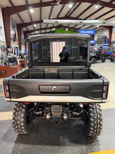 2026 Can-Am™ Defender Limited HD11 9