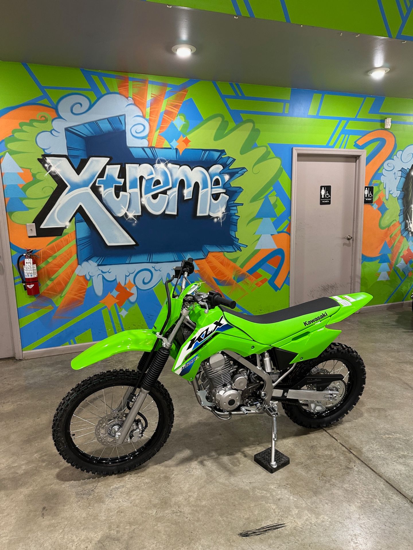 2026 Kawasaki KLX®140R L 3